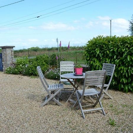 Petite Maison Bretonne Pour 4 Personnes Plounerin Exterior photo
